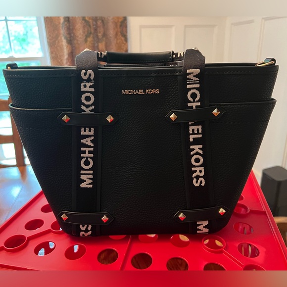 Black Michael Kors Maeve Small Convertible Open Tote in Black NWT - Picture 5 of 16